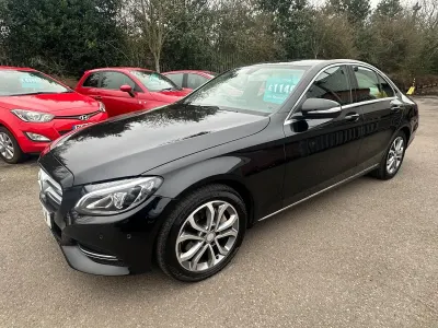 Begagnad Mercedes C200
