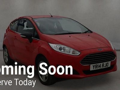 Used Ford Fiesta Zetec 82 HP (60 kW) 2014 Red Hatchback