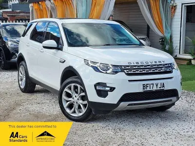Used Land Rover Discovery Sport HSE 180 HP (132 kW) 2017 White SUV