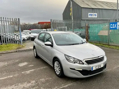 Used Peugeot 308 Access 120 HP (88 kW) 2016 Silver Hatchback