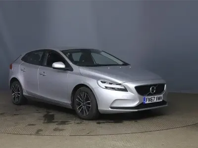 Used Volvo V40 Momentum 2017 Silver Hatchback