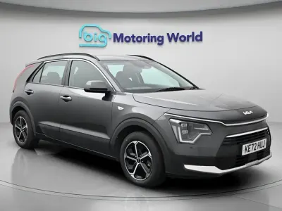 Używany Kia Niro 139 KM (102 kW) 2023 Szary SUV