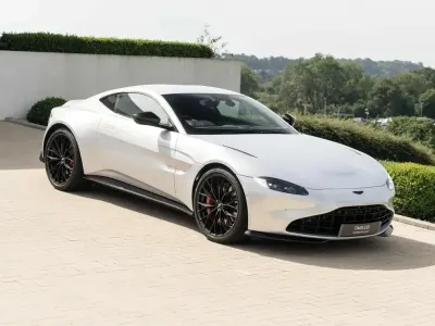 Used Aston Martin Vantage 502 HP (369 kW) 2022 Silver Coupe