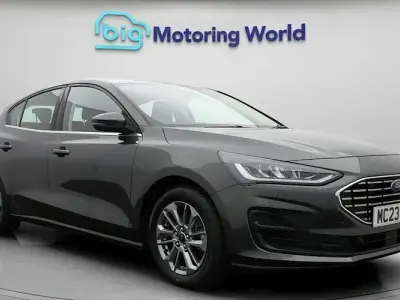 Second-hand Ford Focus Titanium 155 CP (114 kW) 2023 Gri Hatchback