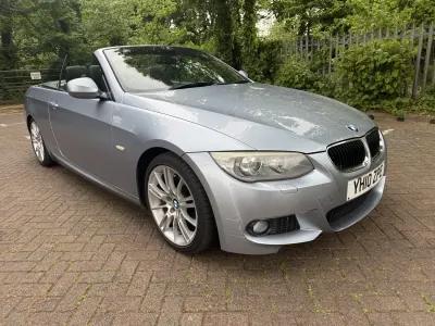 Usado BMW 320 Cabriolet M Sport 184 HP (135 kW) 2010 Azul Cabrios