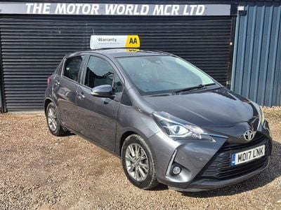 Used Toyota Yaris 111 HP (81 kW) 2017 Grey Hatchback