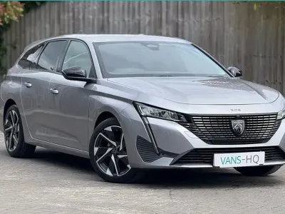 Used Peugeot 308 Active Premium 130 HP (95 kW) 2022