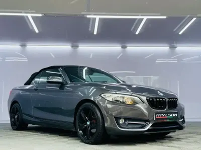 Usado BMW 218 Sport Line 150 HP (110 kW) 2016 Cinzento Cabrios