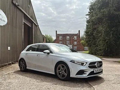 Używany Mercedes A200 AMG Line Premium 163 KM (119 kW) 2019 Biały Hatchback