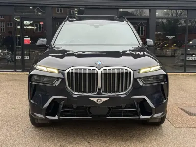 Begagnad BMW X7 M Sport 2022 Svart SUV