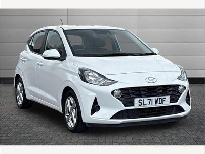 Used Hyundai i10 SE 83 HP (61 kW) 2021 White Hatchback