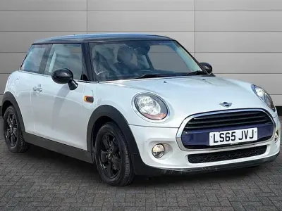 Używany Mini Cooper 136 KM (100 kW) 2015 Unknown Hatchback
