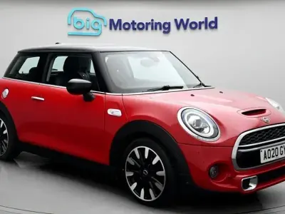 Used Mini Cooper S Exclusive 192 HP (141 kW) 2020 Red Hatchback