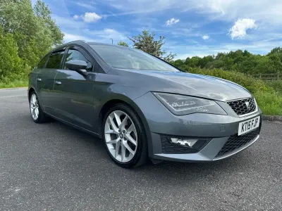Usado Seat Leon FR 2015 Cinzento Carrinha