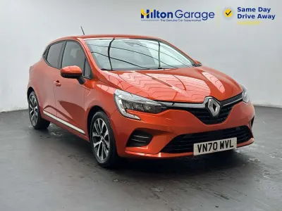Used Renault Clio Iconic 85 HP (62 kW) 2021 Orange Hatchback