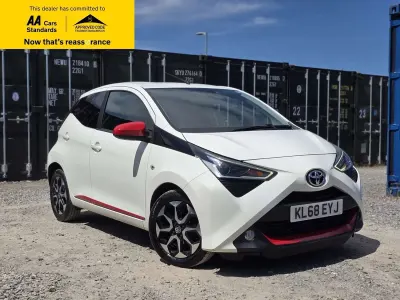 Used Toyota Aygo Trend 72 HP (52 kW) 2019 White Hatchback