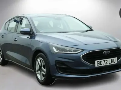 Used Ford Focus Trend 125 HP (91 kW) 2022 Blue Hatchback