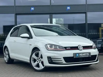 Used VW Golf VII GTI 230 HP (169 kW) 2017 White Hatchback