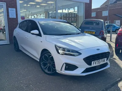 Używany Ford Focus ST-Line X 155 KM (114 kW) 2020 Biały Hatchback
