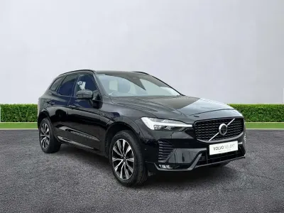 Usado Volvo XC60 Plus 197 HP (144 kW) 2023 Preto SUV