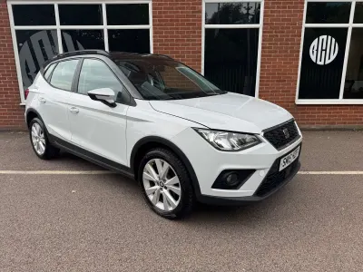 Used Seat Arona SE Technology 95 HP (69 kW) 2019 White SUV