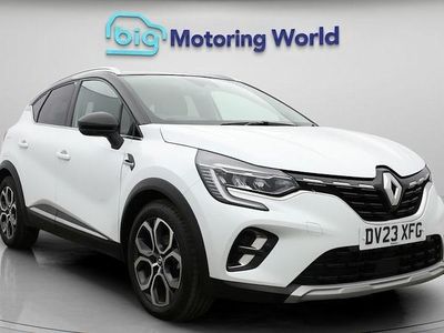 Second-hand Renault Captur Techno 143 CP (105 kW) 2023 Alb SUV