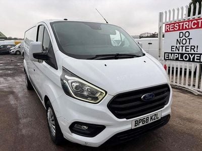 Used Ford Transit Custom Trend 130 HP (95 kW) 2018 White Van