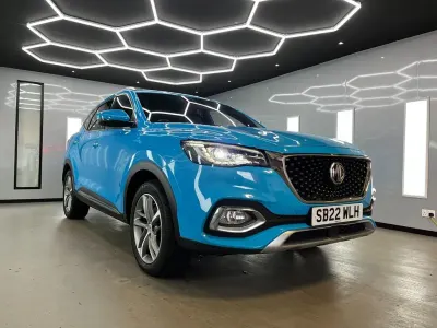 Begagnad MG MG3 106 HK (77 kW) 2022 Blå Halvkombi
