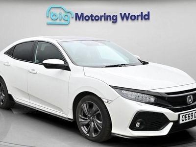 Begagnad Honda Civic Sport Plus 182 HK (133 kW) 2019 Vit Halvkombi