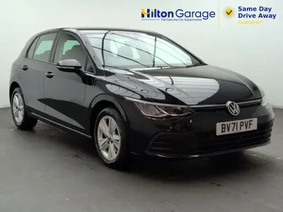 Used VW Golf VIII Life 150 HP (110 kW) 2021 Black Hatchback