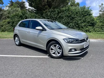 Used VW Polo SE 95 HP (69 kW) 2019 Silver Hatchback