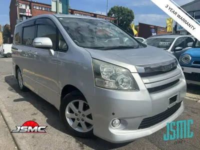 Used Toyota Noah 2010 Silver MPV