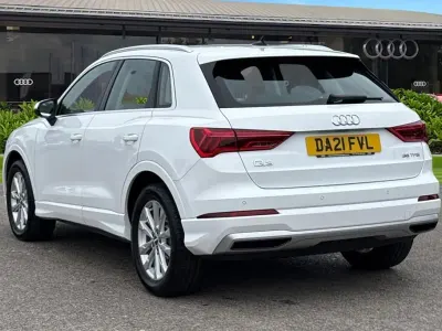 Używany Audi Q3 Sport 150 KM (110 kW) 2021 Biały SUV