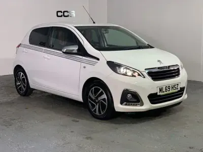 Used Peugeot 108 Collection 72 HP (52 kW) 2019 White Hatchback