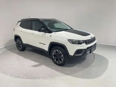 Used Jeep Compass Trailhawk 2023 White and black SUV