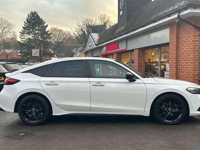 Used Honda Civic Sport 143 HP (105 kW) 2024 Platinum white Hatchback