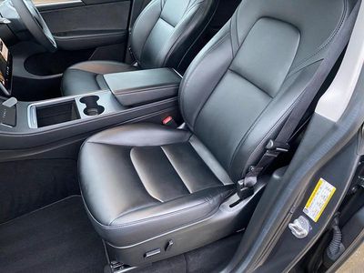 Grey Used 2022 Tesla Model Y Long Range AWD SUV | £22,999 (Fair price)