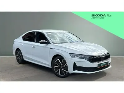 New Skoda Octavia SportLine 147 HP (108 kW) 2026 White Hatchback