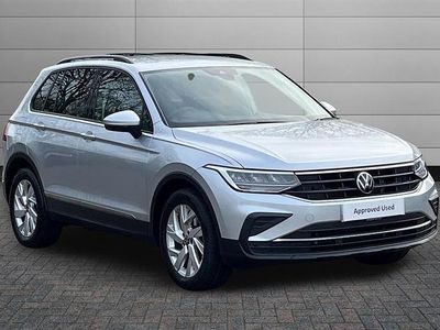 Used VW Tiguan Life 150 HP (110 kW) 2023 Silver SUV