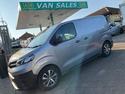 Used Toyota Proace 100 HP (73 kW) 2020 Grey MPV