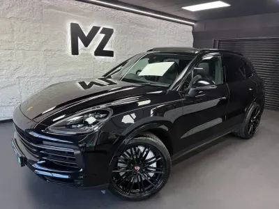Used Porsche Cayenne 440 HP (323 kW) 2019 Black SUV