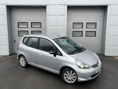 Used Honda Jazz SE 82 HP (60 kW) 2007 Silver Hatchback