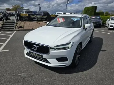 Used Volvo XC60 Momentum 2019 White SUV