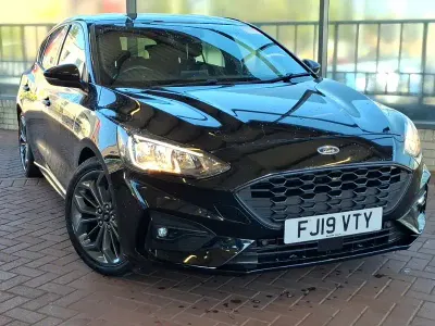 Usado Ford Focus ST-Line X 125 HP (91 kW) 2019 Preto Citadino