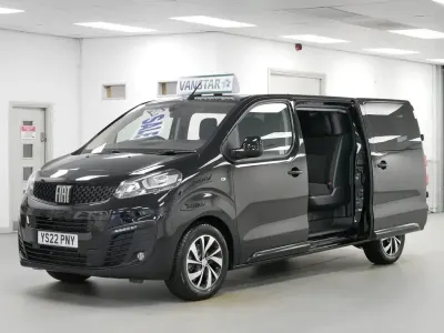 Usado Fiat Scudo Business 145 HP (106 kW) 2022 Preto Van