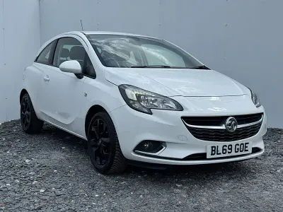 Used Vauxhall Corsa SRi 75 HP (55 kW) 2019 White Hatchback