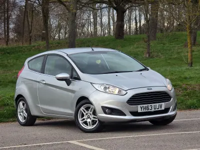 Used Ford Fiesta Zetec 2013 Silver Hatchback