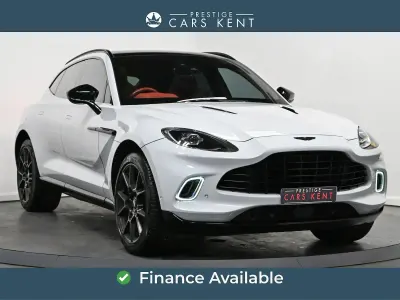 Used Aston Martin DBX 550 HP (404 kW) 2022 White SUV