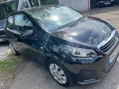 Used Peugeot 108 Active 68 HP (50 kW) 2015 Black Hatchback
