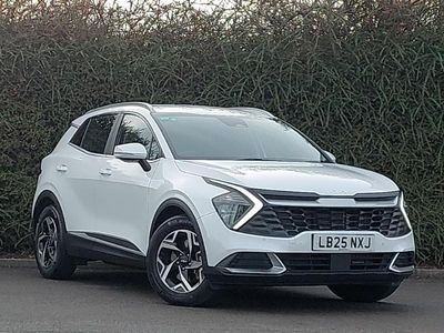 White Used 2025 Kia Sportage SUV | £23,298 (Good price)
